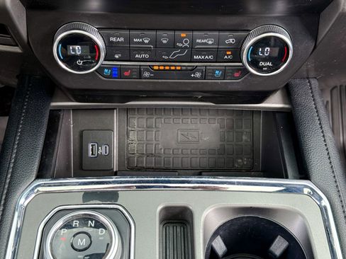 Certified 2020 Ford Expedition XLT w/ Equipment Group 202A AWD/4WD image 30