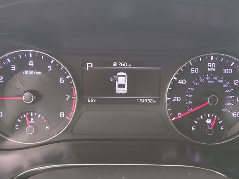 Used 2023 Kia Forte LXS FWD image 14