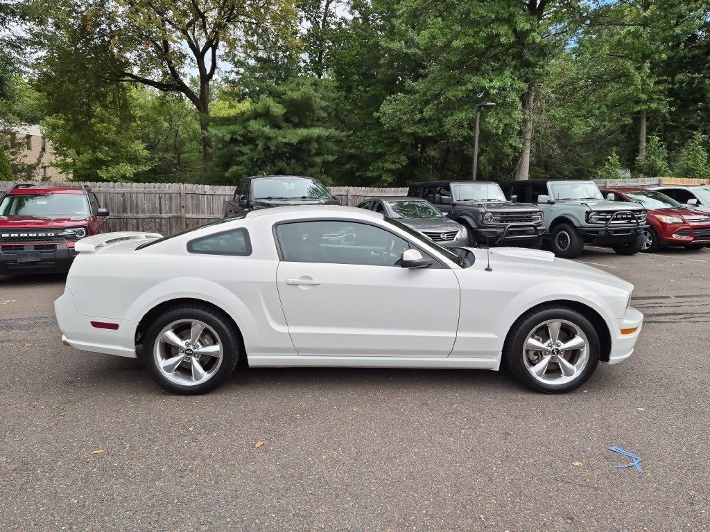 Used 2007 Ford Mustang GT Premium RWD image 13