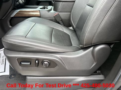 Used 2021 Chevrolet Silverado 1500 LT Trail Boss w/ Convenience Package II AWD/4WD image 22