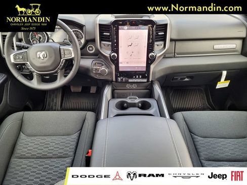 New 2026 RAM 1500 Big Horn AWD/4WD image 6