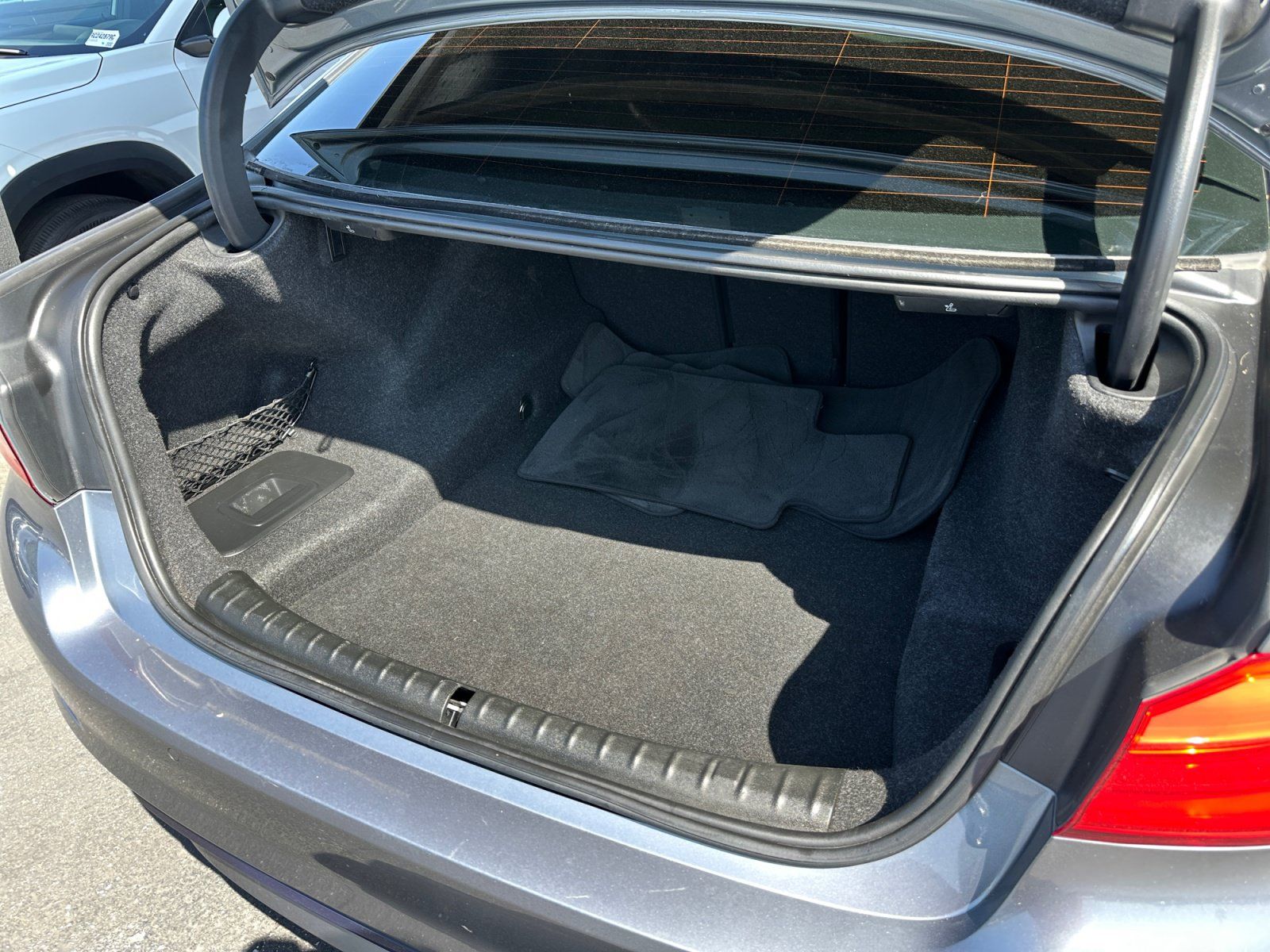 Used 2018 BMW 530i RWD image 27