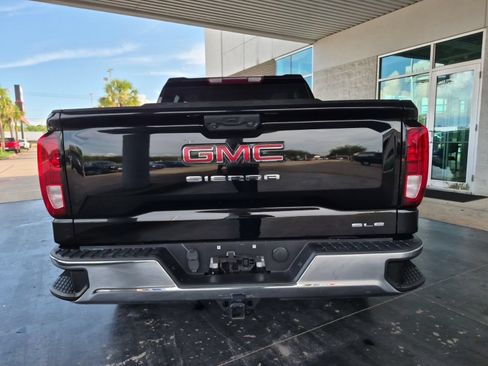 Used 2023 GMC Sierra 1500 SLE AWD/4WD image 5