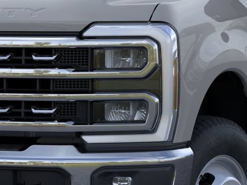 New 2026 Ford F350 XLT AWD/4WD image 19