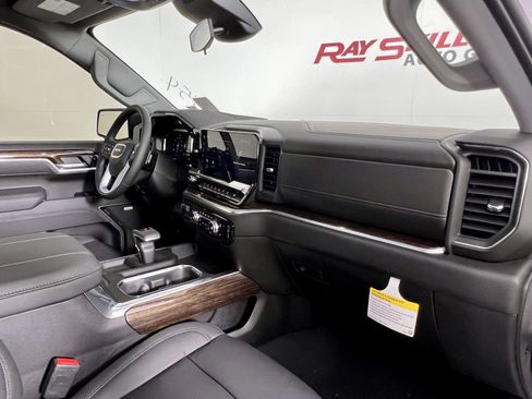 New 2026 GMC Sierra 1500 Elevation w/ Elevation Premium Package image 39