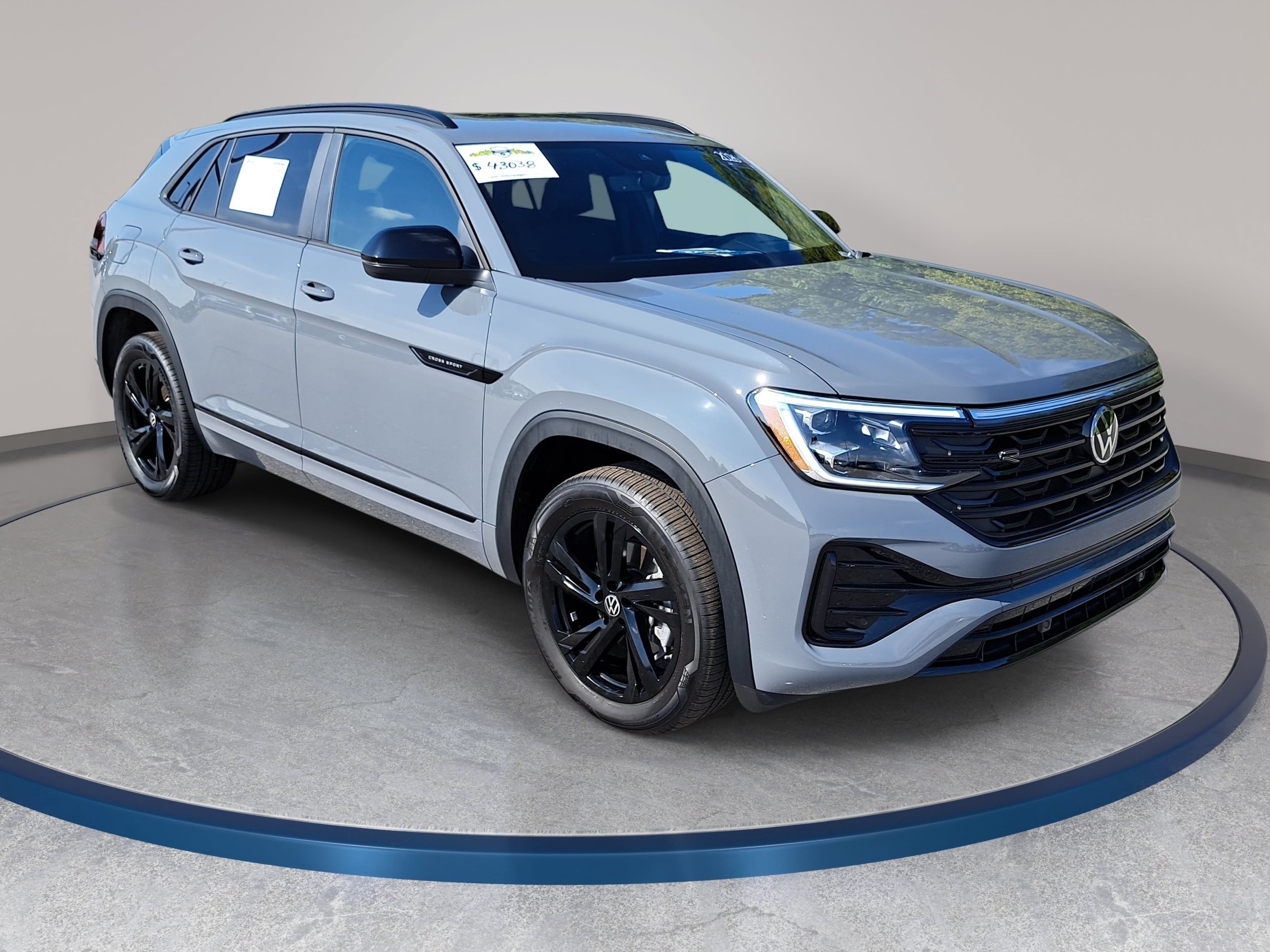Used 2026 Volkswagen Atlas Cross Sport SEL R-Line AWD/4WD image 3