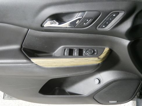 Used 2018 GMC Acadia Denali w/ Technology Package image 19