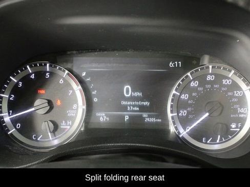 Used 2023 Toyota Highlander XLE image 28