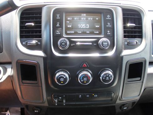 Used 2014 RAM 2500 Tradesman w/ Chrome Appearance Group AWD/4WD image 26