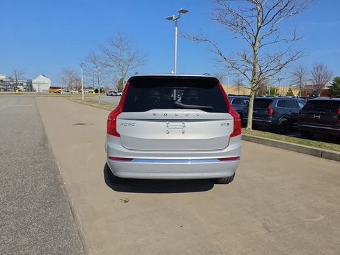 Used 2024 Volvo XC90 B5 Plus AWD/4WD image 5