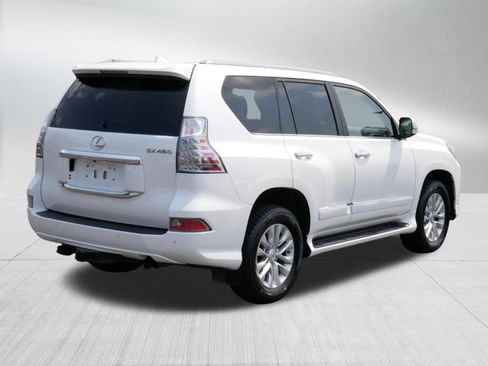 Used 2018 Lexus GX 460 Premium w/ Premium Package AWD/4WD image 7