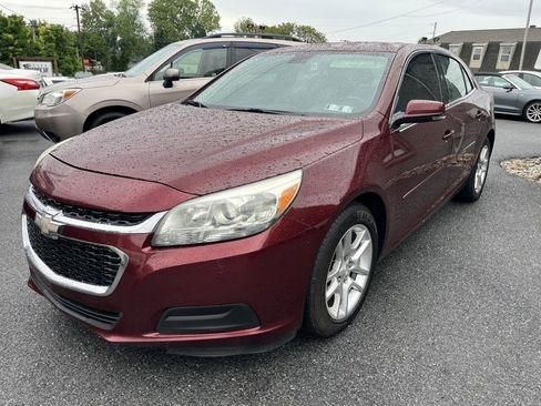 Used 2015 Chevrolet Malibu LT w/ Power Convenience Package FWD image 1