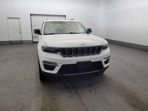 Used 2023 Jeep Grand Cherokee 4WD 4xe w/ Luxury Tech Group II image 14