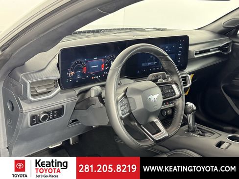 Used 2024 Ford Mustang GT Premium image 13