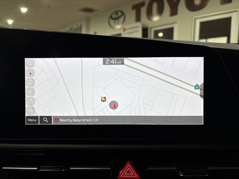 Used 2023 Kia Niro EX image 19