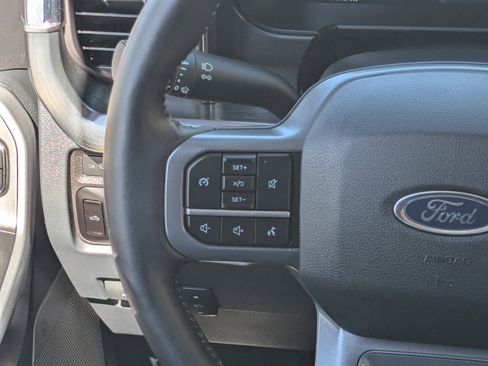 Used 2024 Ford F250 Lariat AWD/4WD image 17