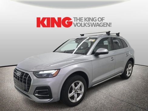 Used 2023 Audi Q5 2.0T Premium w/ Convenience Package AWD/4WD image 2