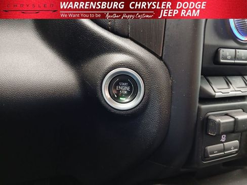 Used 2022 GMC Sierra 2500 AT4 w/ AT4 Preferred Package image 24