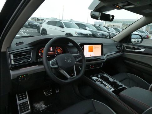 New 2026 Volkswagen Atlas Peak Edition AWD/4WD image 41