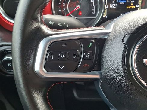 Used 2022 Jeep Wrangler Unlimited Rubicon image 20