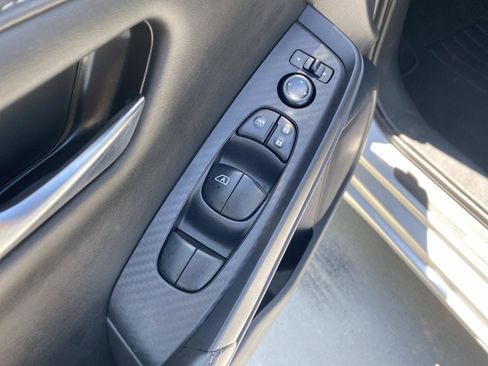 Used 2023 Nissan Sentra SV w/ All-Weather Package FWD image 16