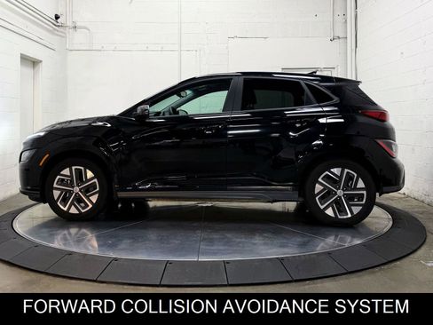 Used 2023 Hyundai Kona SE image 5