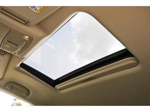 Used 2024 Nissan Armada Platinum w/ Captain's Chairs Package image 31