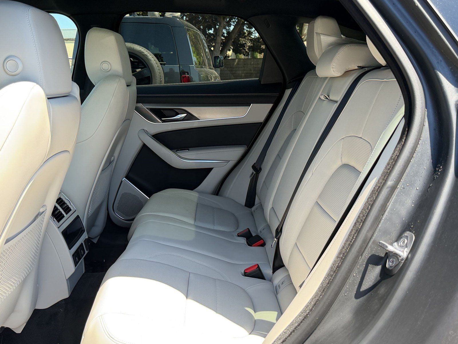 New 2026 Jaguar F-PACE R-Dynamic S AWD/4WD image 24