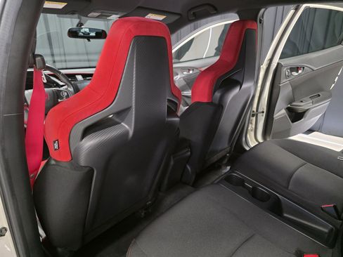 Used 2017 Honda Civic Type R image 31