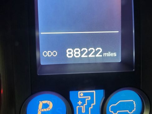 Used 2018 Lexus GX 460 image 19