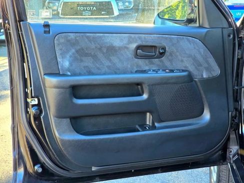 Used 2004 Honda CR-V EX image 24