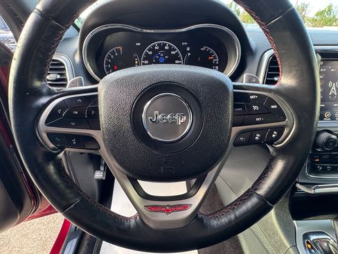 Used 2018 Jeep Grand Cherokee Trailhawk image 17