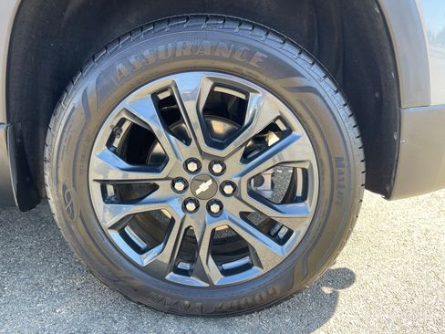 Used 2020 Chevrolet Traverse RS AWD/4WD image 9