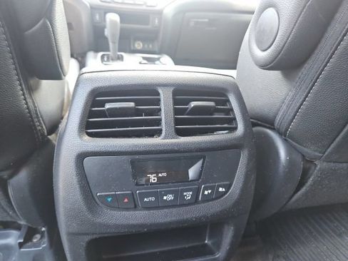 Used 2018 Honda Pilot EX-L image 23