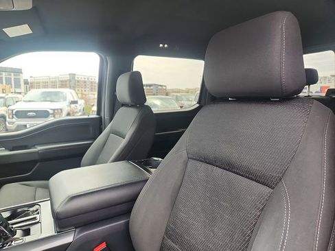 Certified 2022 Ford F150 XLT w/ Equipment Group 302A High image 21