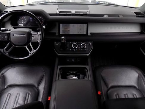 Used 2022 Land Rover Defender 110 X-Dynamic SE AWD/4WD image 32
