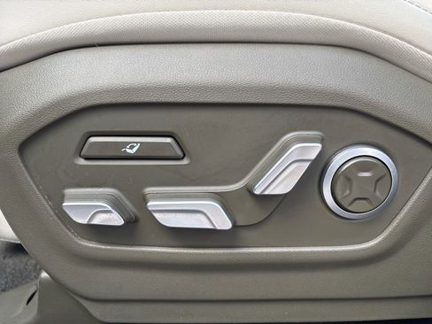 Certified 2025 Hyundai Santa Fe Calligraphy image 14