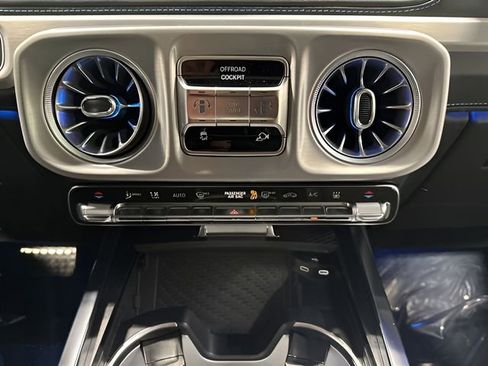 Used 2025 Mercedes-Benz G 580 w/ EQ Technology image 27
