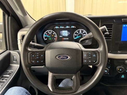 Used 2024 Ford F350 XLT AWD/4WD image 30