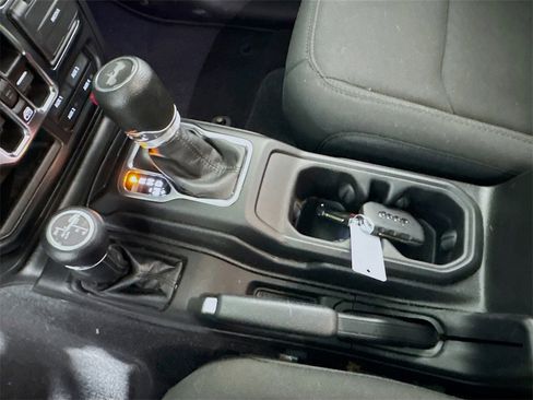 Used 2023 Jeep Wrangler Unlimited w/ Safety Group image 18