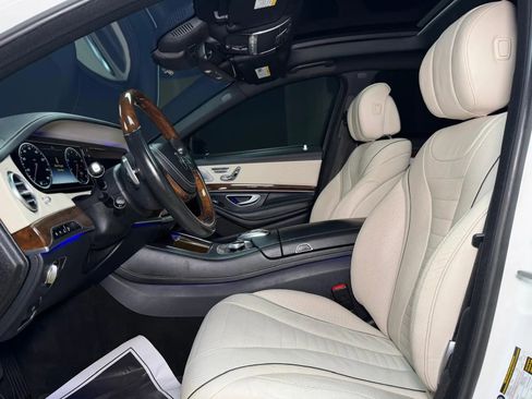 Used 2016 Mercedes-Benz S 550 Sedan w/ Premium Package image 15
