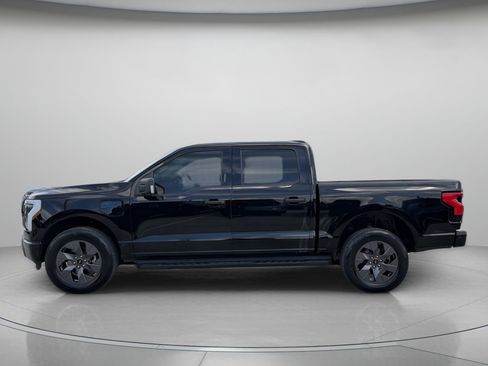 Used 2024 Ford F150 Lightning XLT AWD/4WD image 5