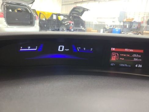 Used 2014 Honda Civic EX-L image 11