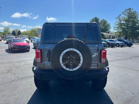 Used 2023 Ford Bronco Black Diamond w/ Sasquatch Package AWD/4WD image 9