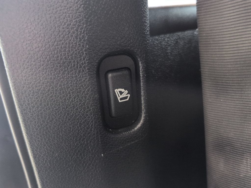 Used 2018 Ford Explorer Platinum AWD/4WD image 43