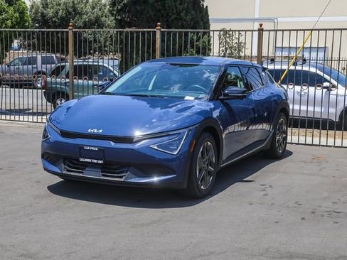 New 2025 Kia EV6 Light w/ Light LR Technology Package image 12