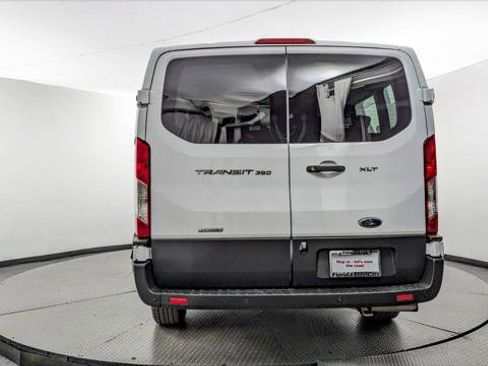 Used 2023 Ford Transit 350 XLT image 6