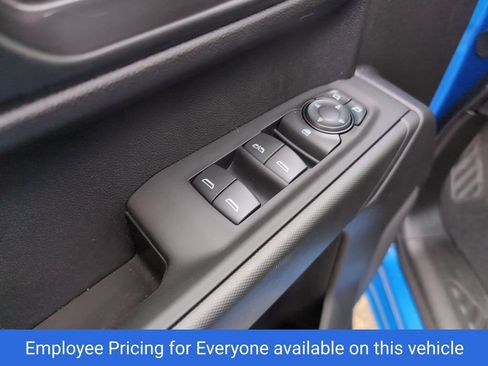 New 2025 Chevrolet Silverado 1500 Custom image 17