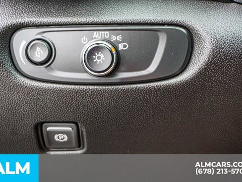 Used 2025 Chevrolet Blazer LT FWD image 47