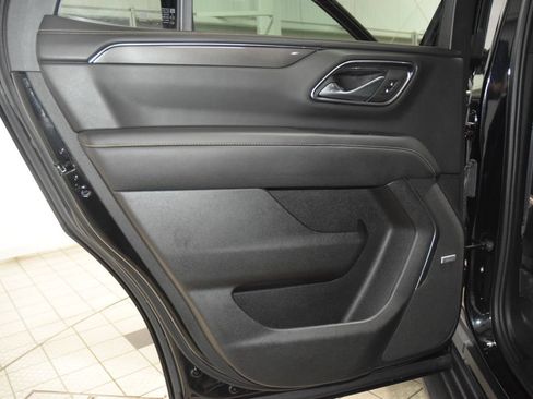 Used 2024 GMC Yukon AT4 AWD/4WD image 48